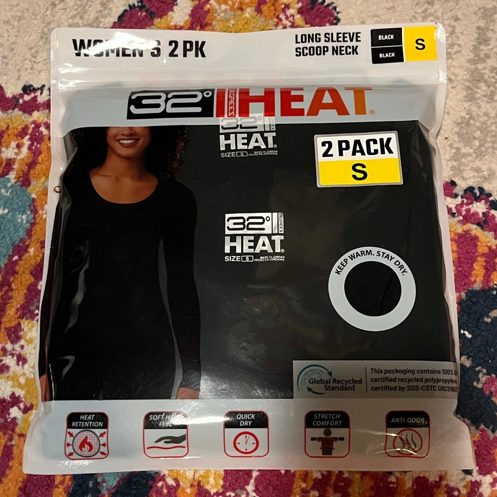 Women’s Long Sleeve Scoop Neck 2 Pack